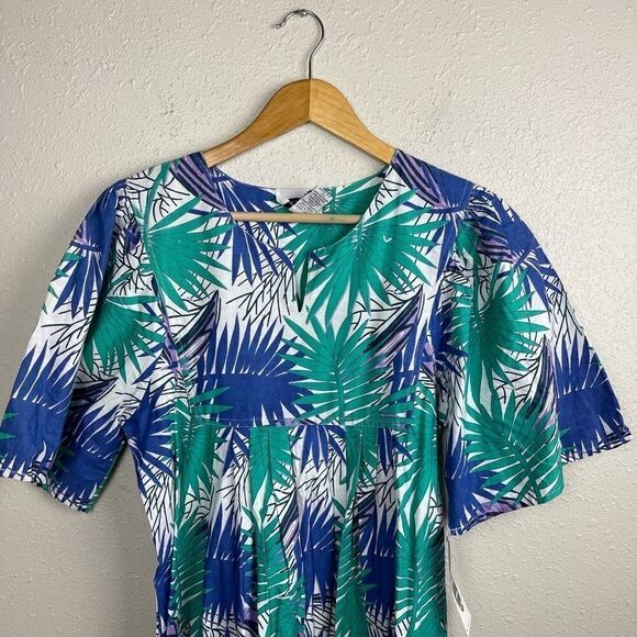 NWT M.T.B Meant to Be Women’s Dress Size Medium - Picture 1 of 6